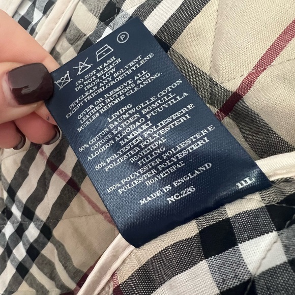 Classic Burberry diamond quilted jacket - Picture 7 of 13